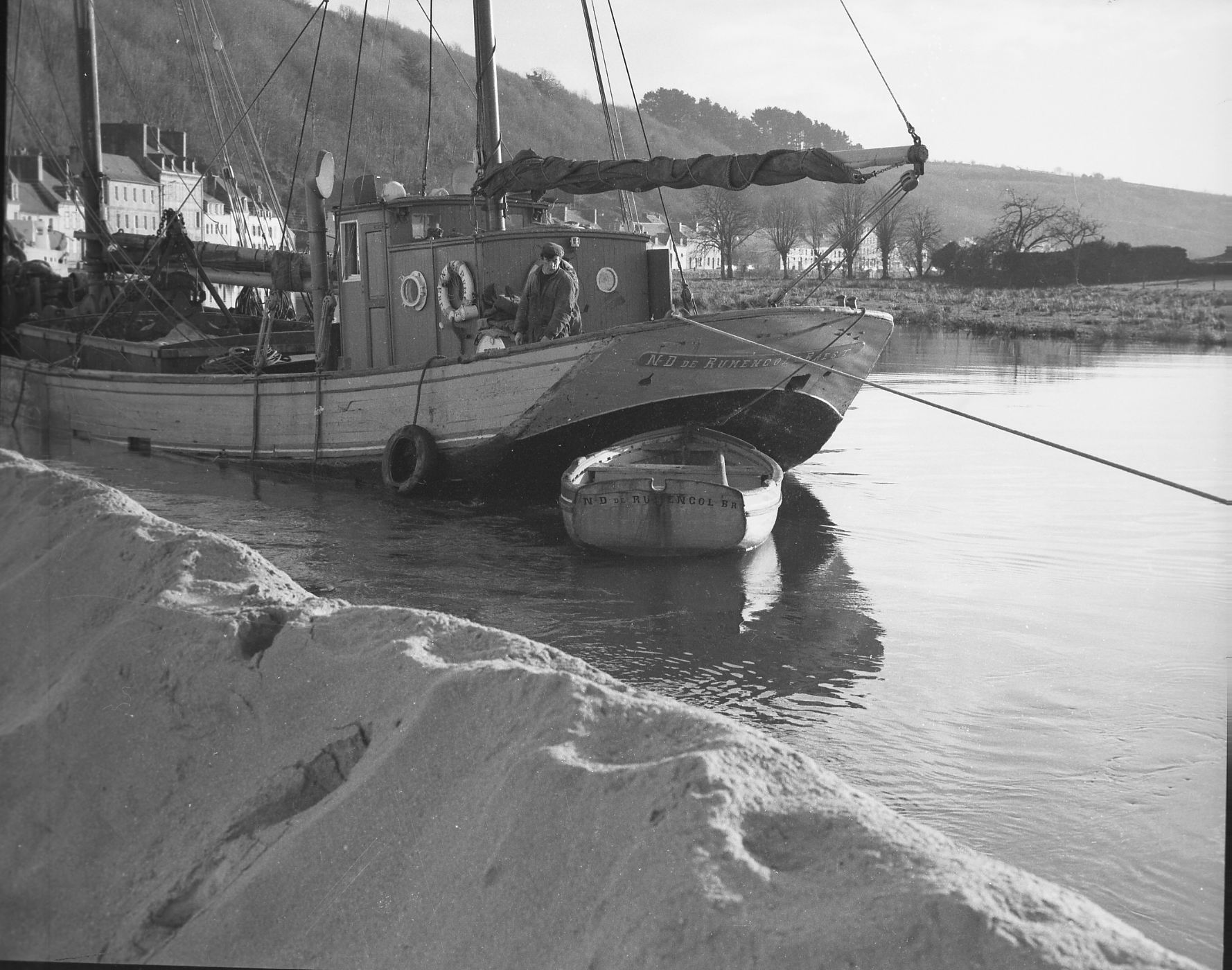 Le port de la commune de Port-launay